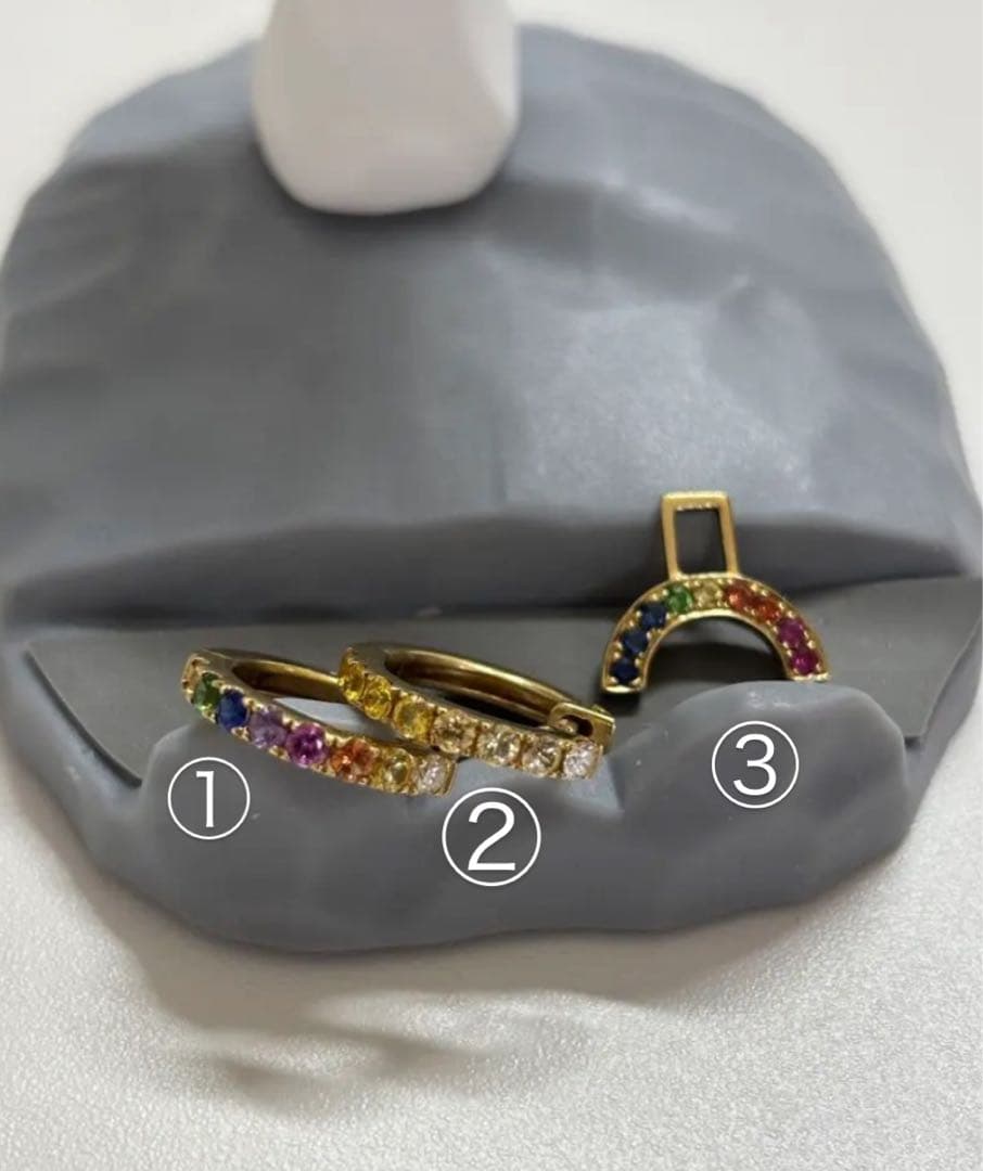 ROBINSON PELHAM ピアス