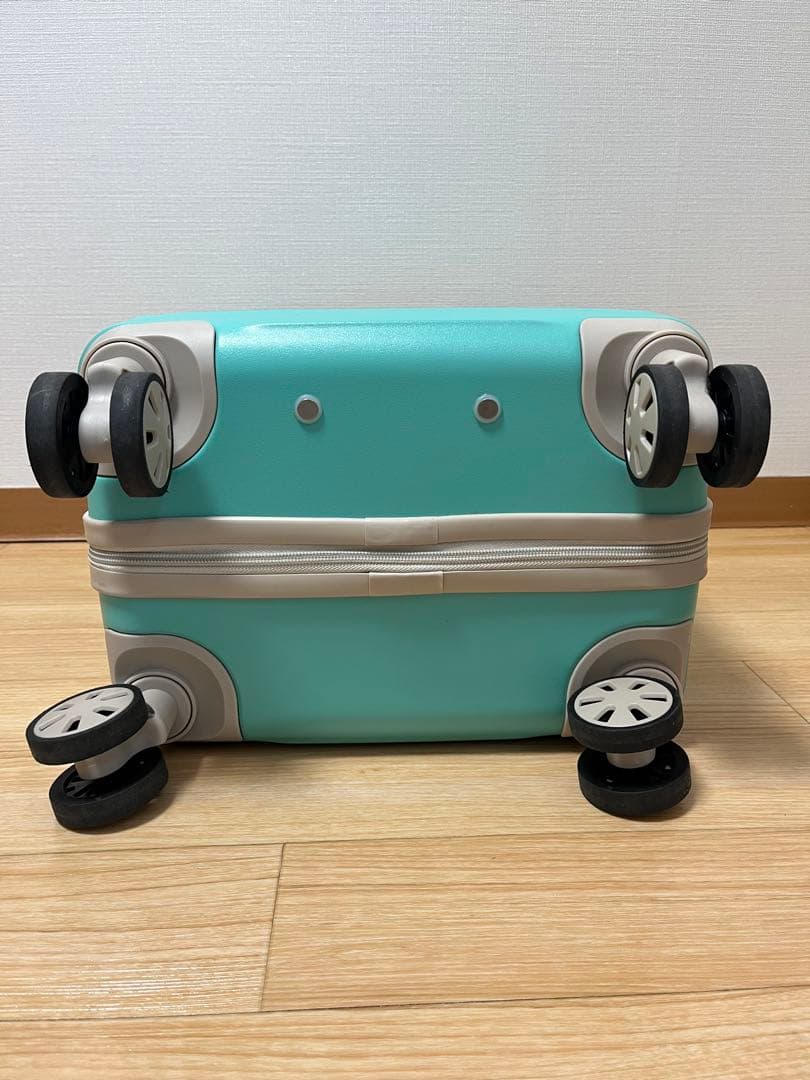 ace. キャリーケース