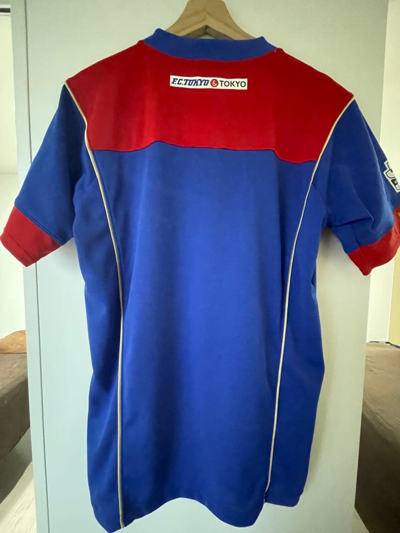 【FC東京ホームユニフォーム】新品タグ付き 当時在籍選手の直筆サイン入り
