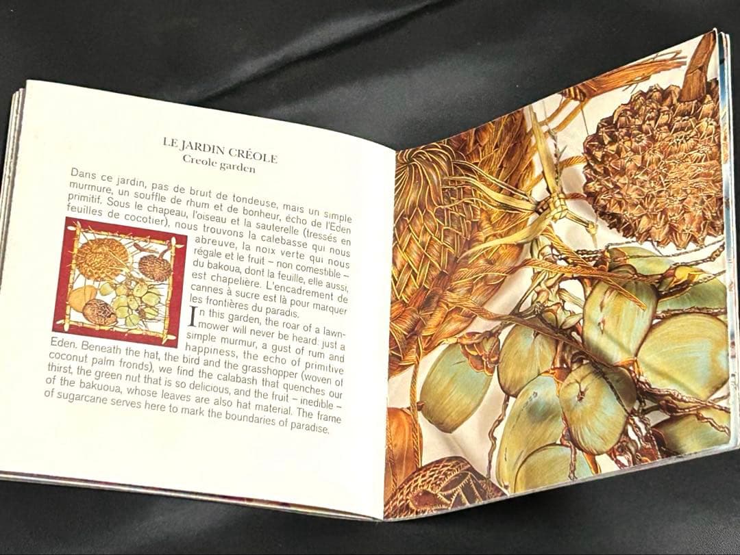 HERMES／カレ90 LVDOVICVS MAGNVS スカーフ　冊子付き