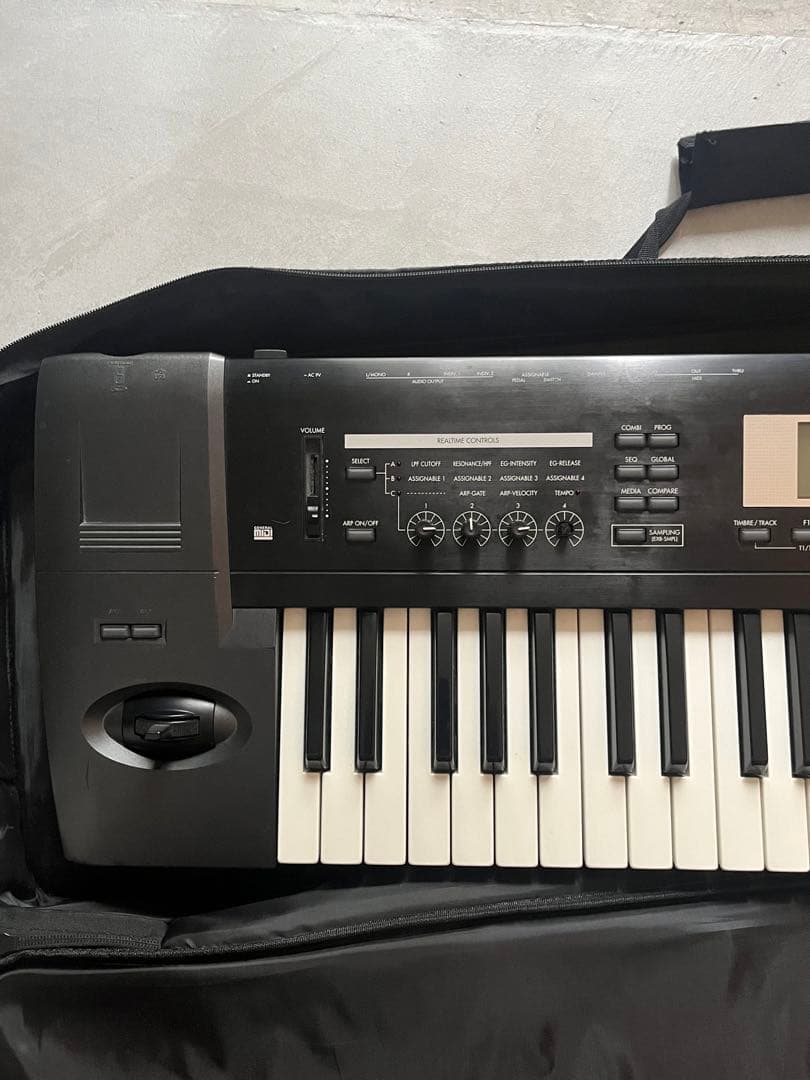 KORG シンセサイザー 61鍵 TR61