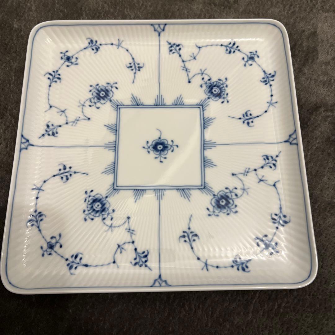 ロイヤルコペンハーゲン 角皿 - メルカリ