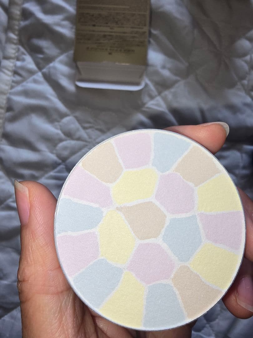 未開封　エレガンス　ラ　プードルオートニュアンス　VI レフィル 8.8g 4番