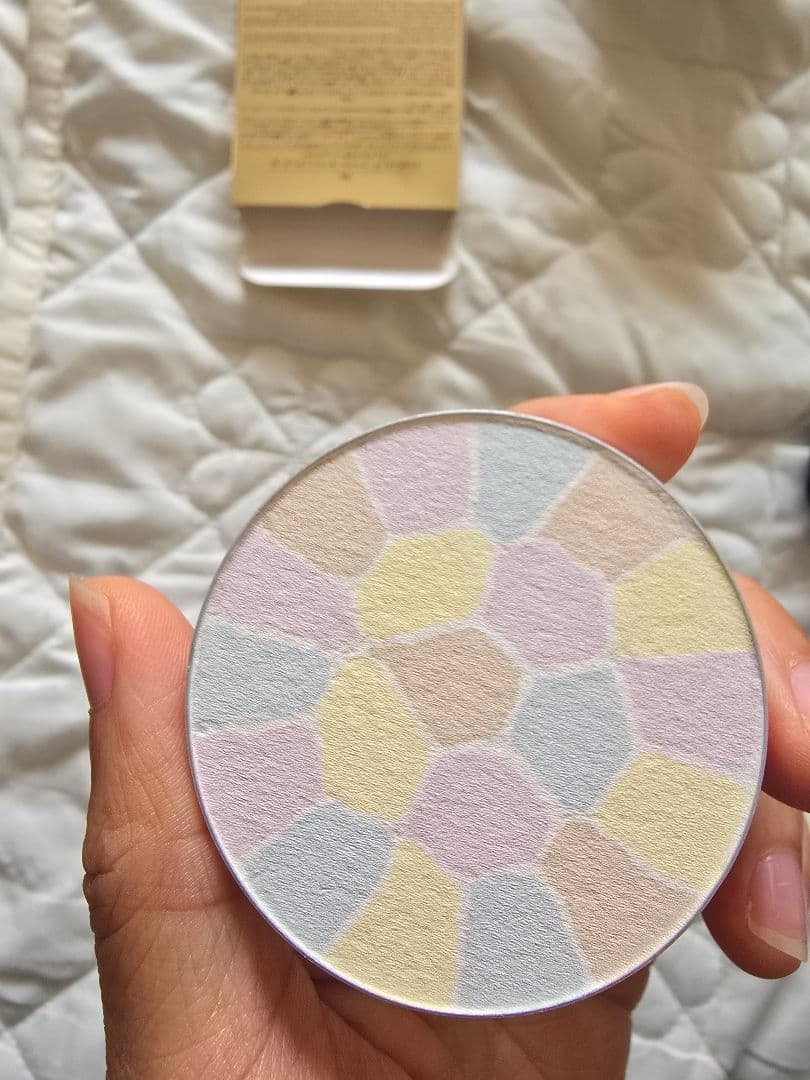 未開封　エレガンス　ラ　プードルオートニュアンス　VI レフィル 8.8g 4番