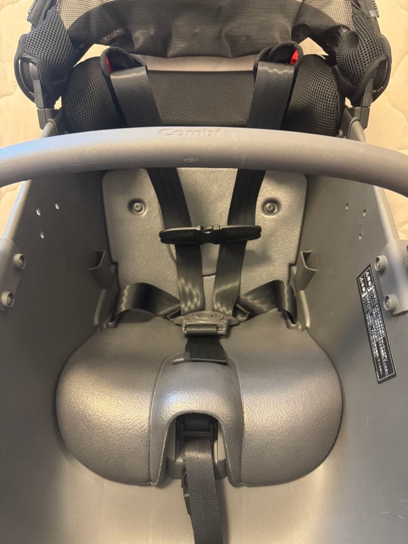 パナソニック ギュット・クルーム・DX「BE-FFD033」チャイルドシート