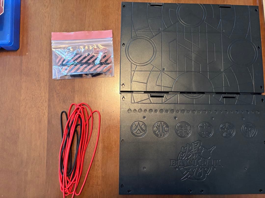 爆丸まとめ売り　ケース付き　ステージ付き　カード付き