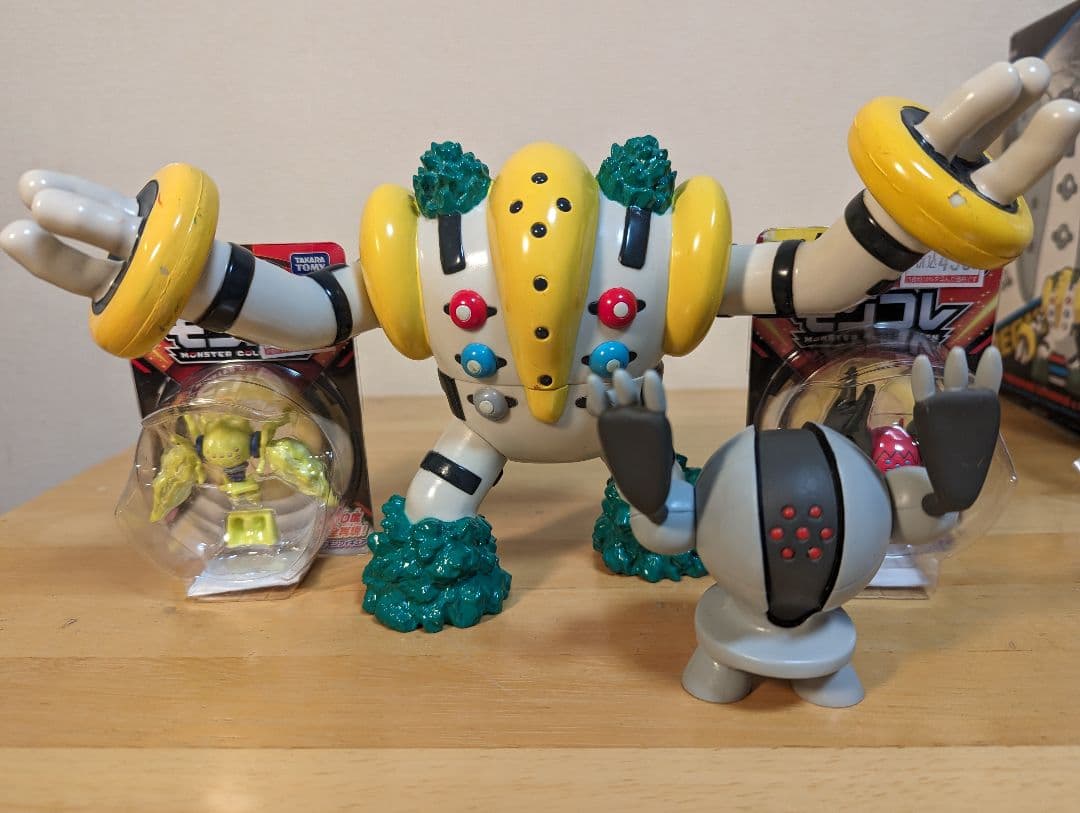 ポケモン レジギガス 組立式DXソフビフィギュア モンコレ 食玩 - メルカリ