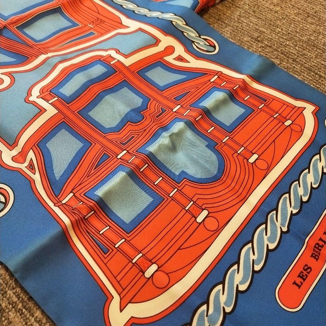 HERMÈS 　シルクスカーフ　 青・赤