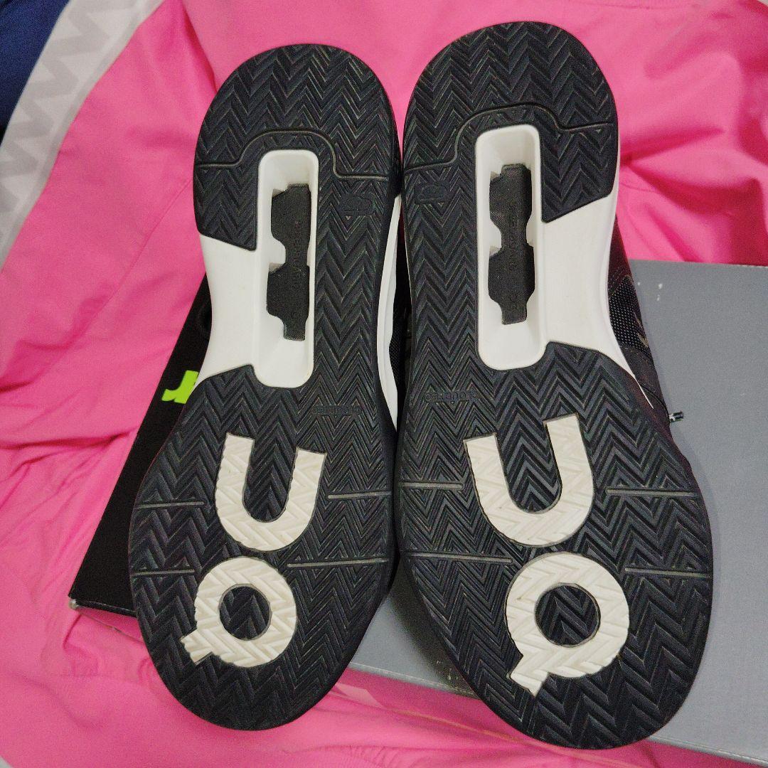 フェデラー監修On THE ROGER CLUB HOUTH PRO 27.5