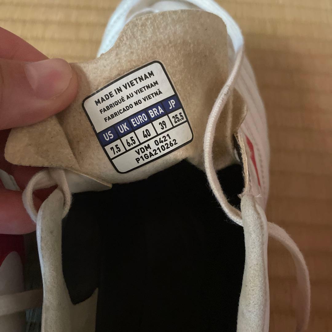 サッカースパイク　ミズノ　adidas