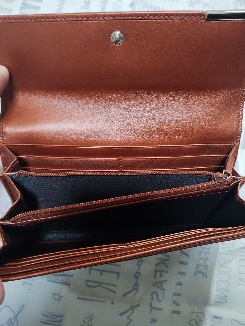 GUCCI GGパターン 二つ折り財布 新品