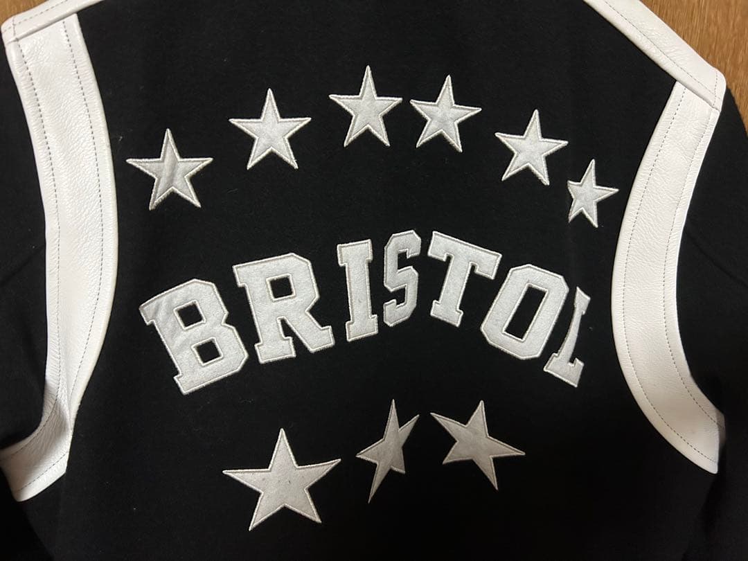 F.C.Real Bristol 希少品　Sサイズ　極美品　限定値下げ