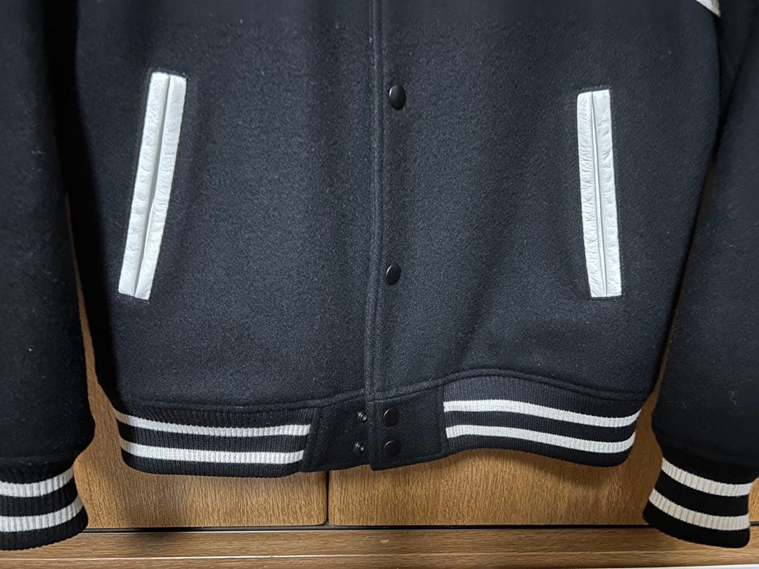 F.C.Real Bristol 希少品　Sサイズ　極美品　限定値下げ