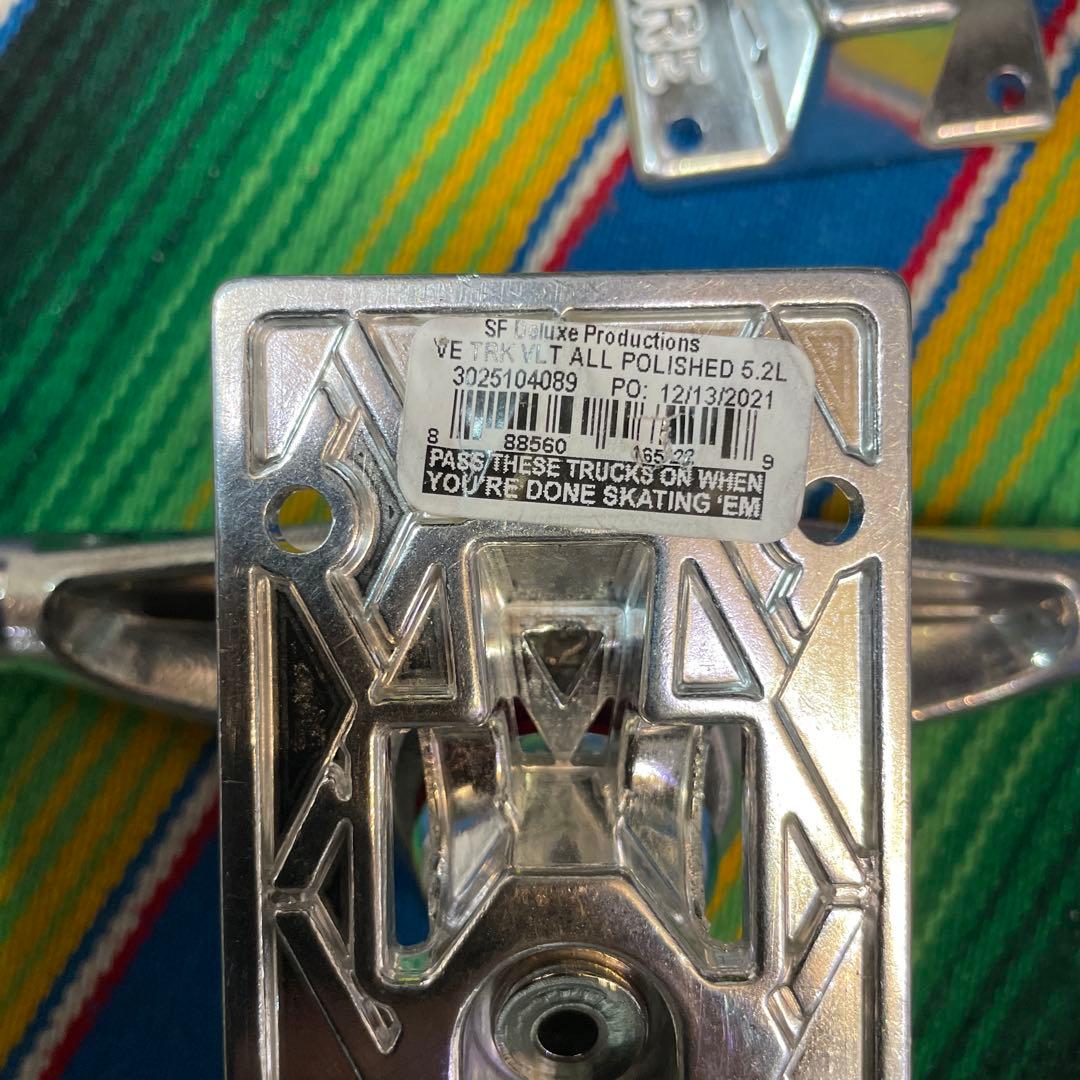 V-Lights Venture スケートボードトラック 5.2low