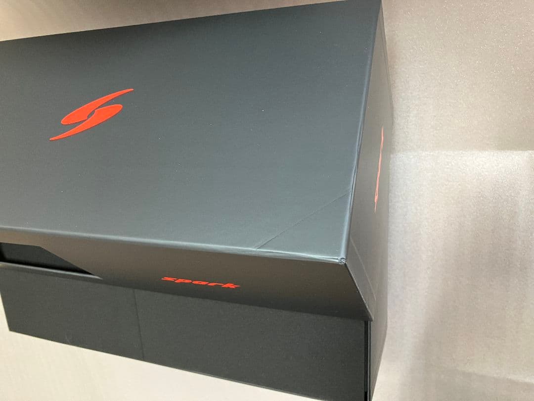 O⑮ 1/18 スパーク製 レッドブルRB18 No.1 2022日本GP 優勝