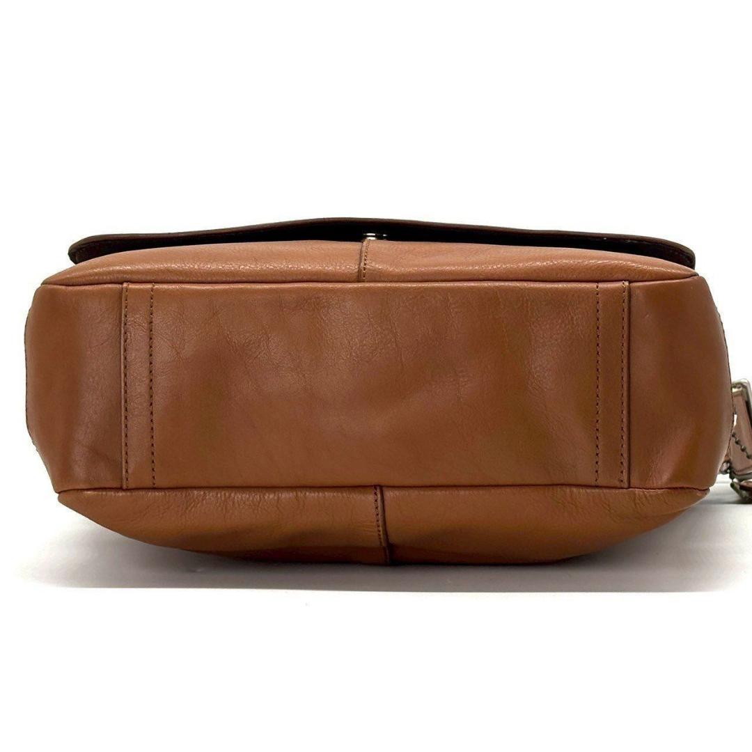 コーチ　ヘリテージウェブレザーメッセンジャーバッグ ワンショルダー A4収納可