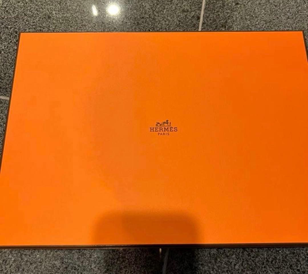 最終値下げ新品未使用　エルメス　カシミヤマフラー 《レクトヴェルソ》レシート付き