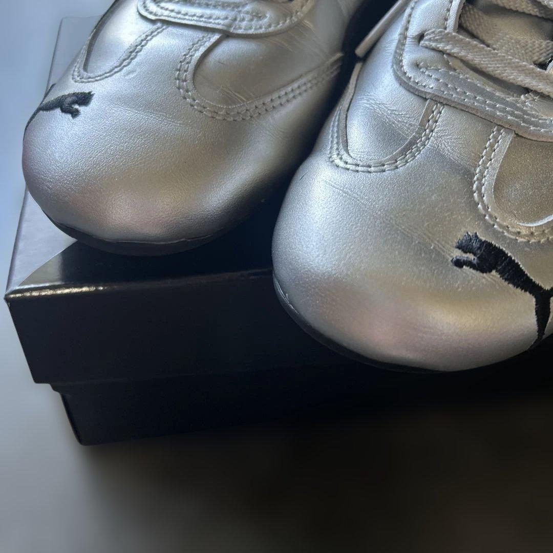 一度のみ使用　PUMA スピードキャット puma シルバー25センチ（箱無し）