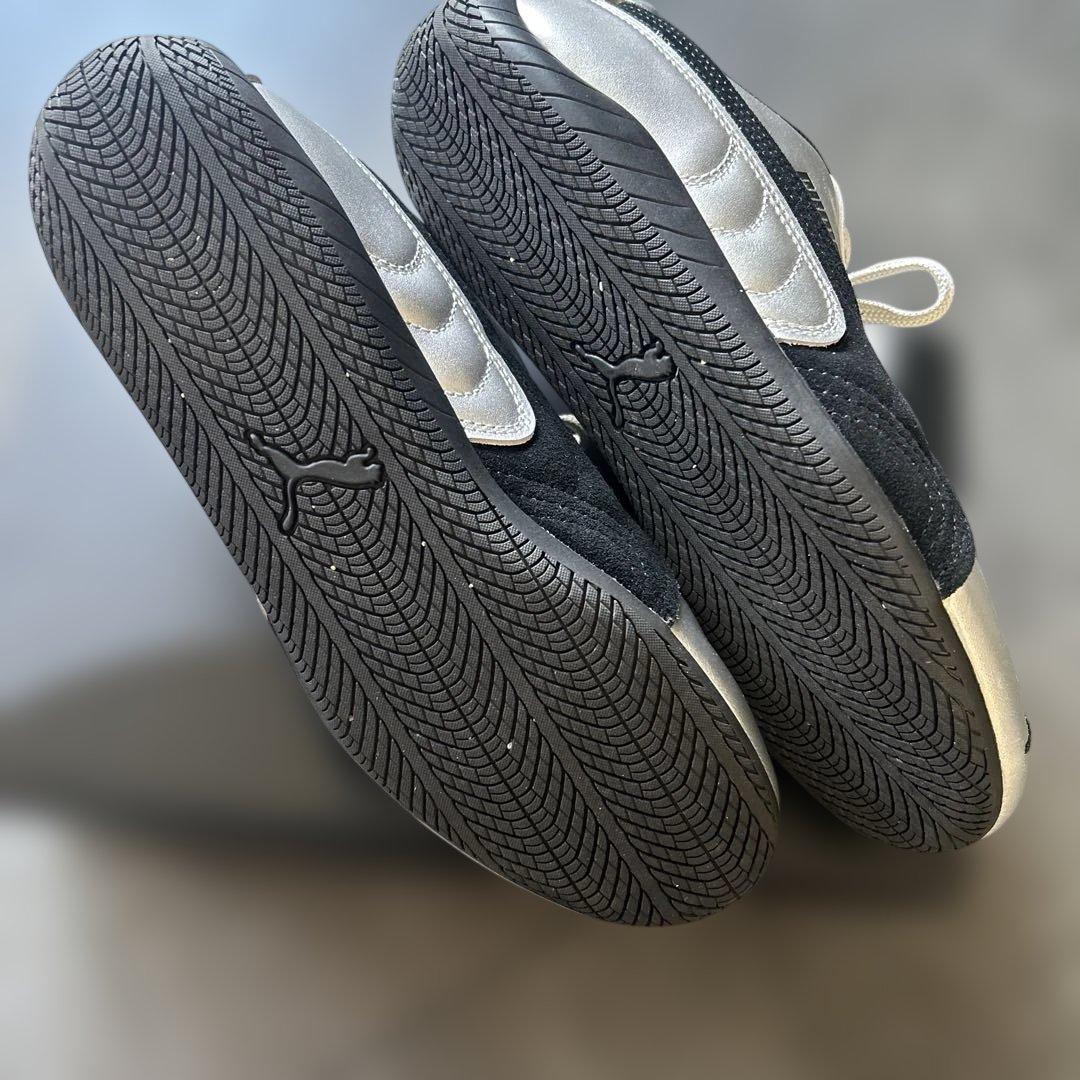 一度のみ使用　PUMA スピードキャット puma シルバー25センチ（箱無し）