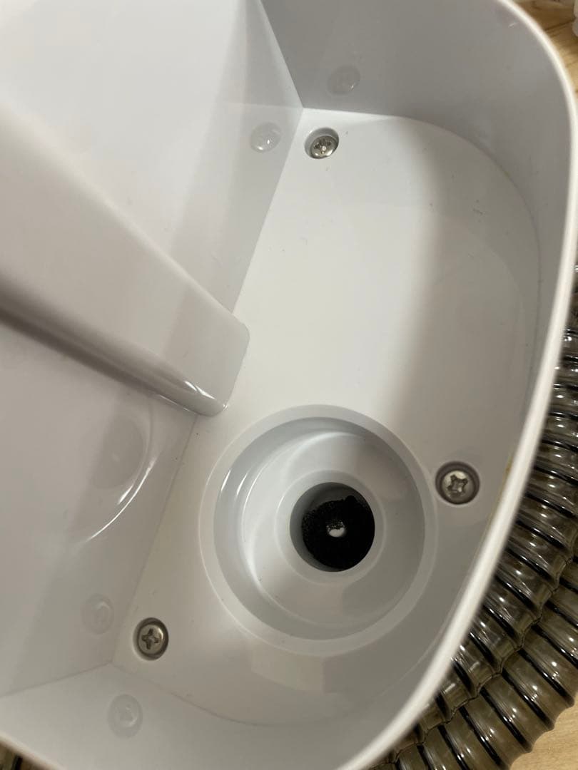 美品アイリスオーヤマ 布製品洗浄クリーナー RNS-P10-W 2024年製