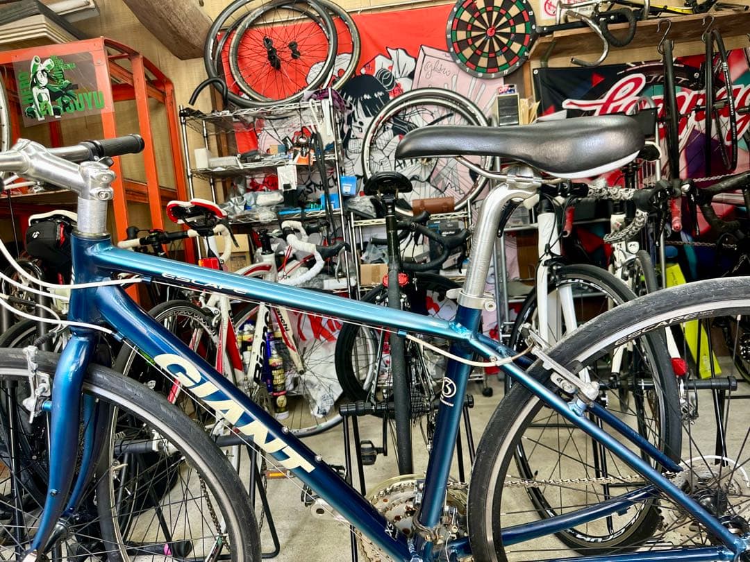 エスケープR3 基本分解発送送料無料！近県の方完成車直接配送等ご相談ください！