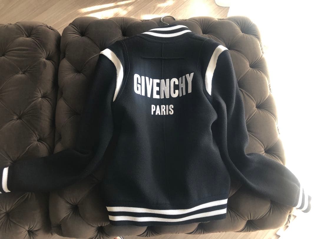 GIVENCHY バックロゴニットブルゾン ブラック XS　希少サイズスタジャン