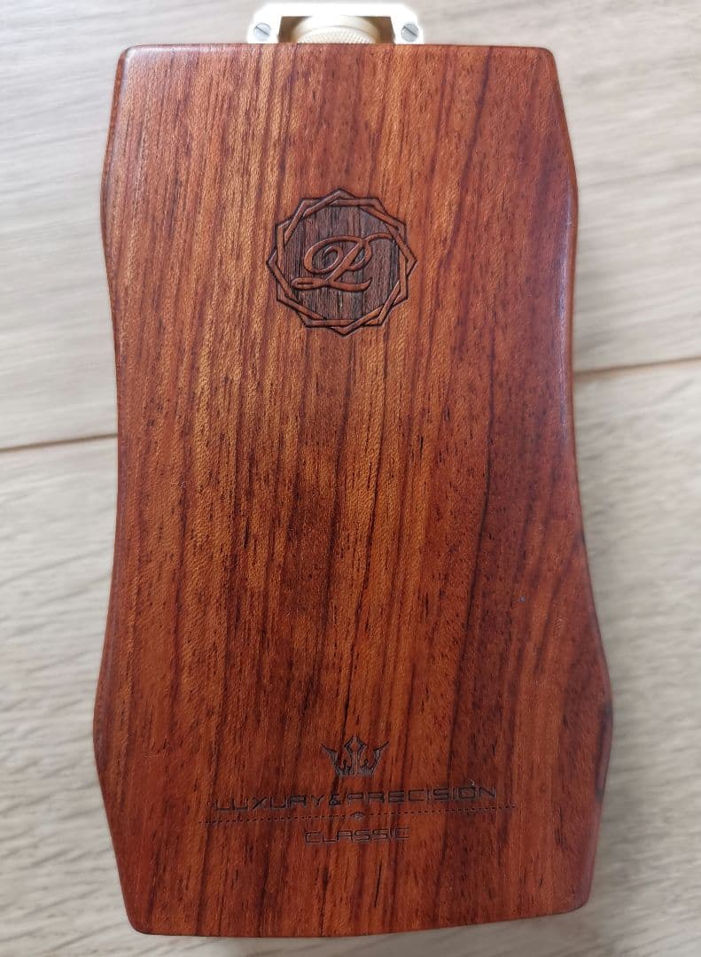 LUXURY & PRECISION LP5 GOLD（64GB）+おまけ