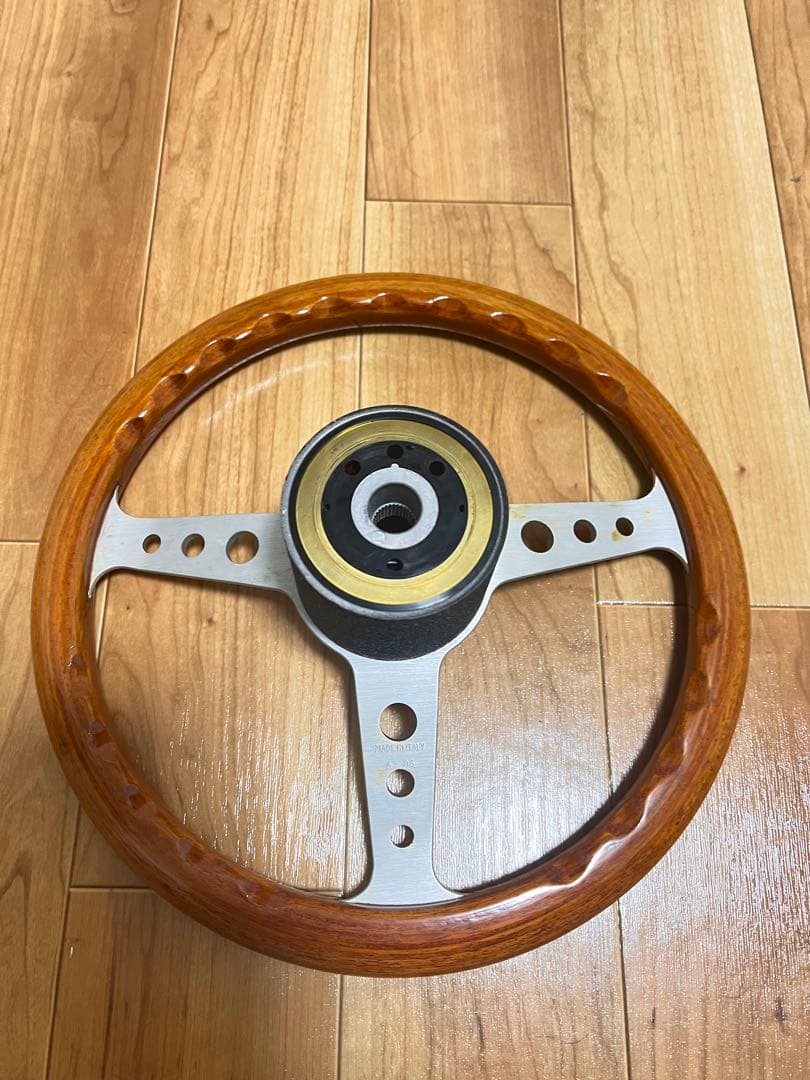 ウッド製ステアリングホイール 3スポーク