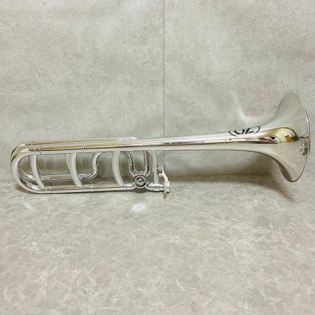ZO プラスチック製 テナーバストロンボーン シルバー TB-09 管楽器