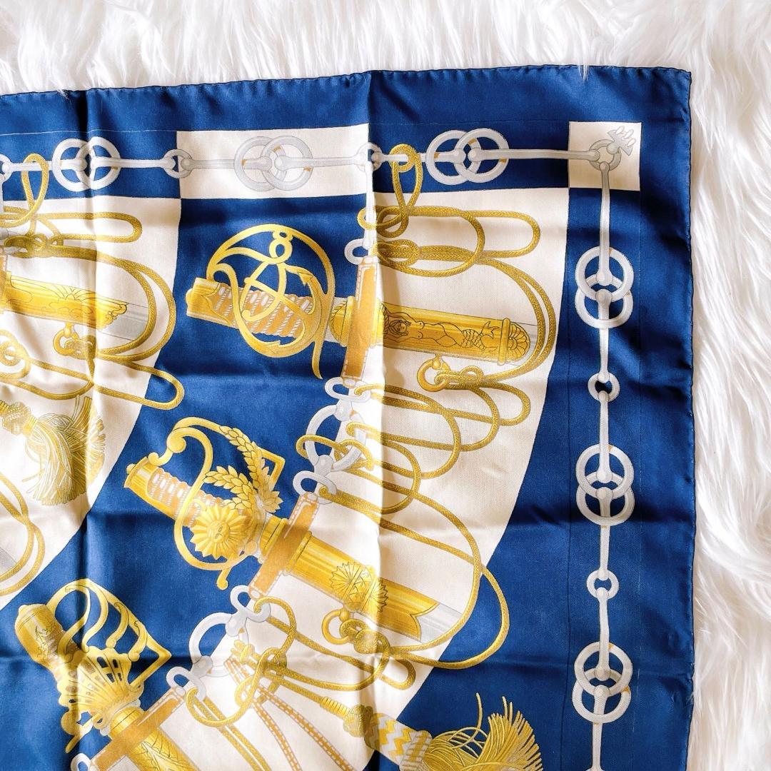 エルメス カレ90　CLIQUETIS クリケティス スカーフ シルク100%