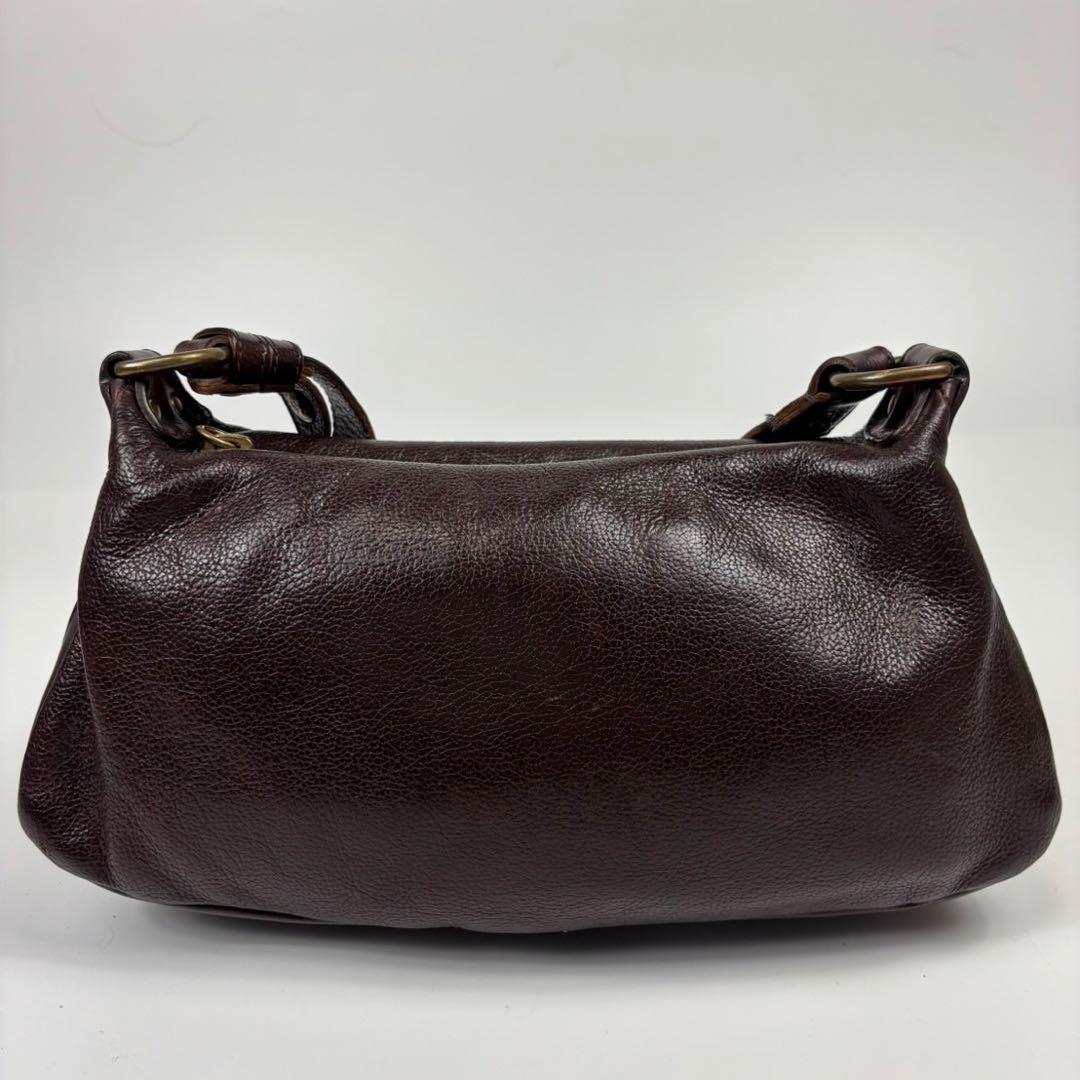 廃盤　IL BISONTE ショルダーバッグ　レザー　ロゴ型押し　 本革