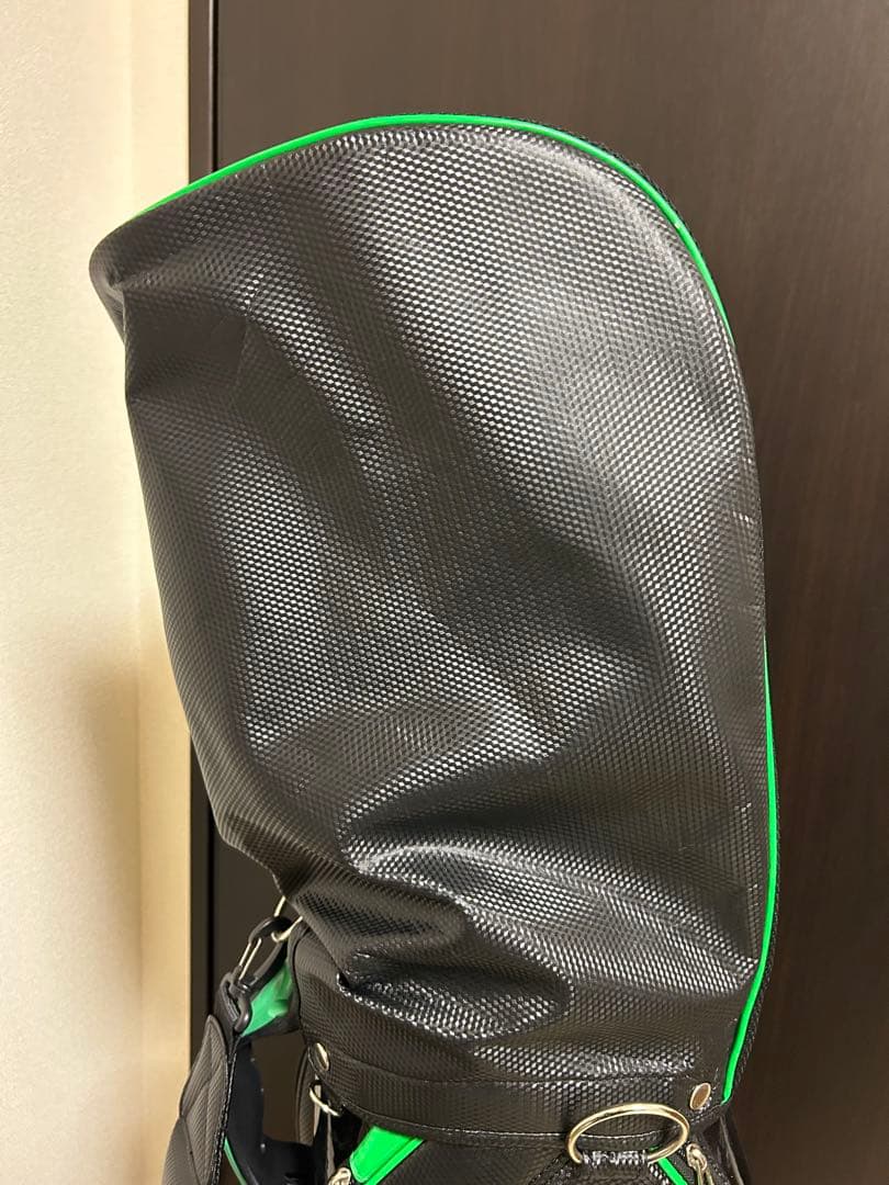 【週末特価最終日】le coq sportifキャディバッグ ブラック・グリーン