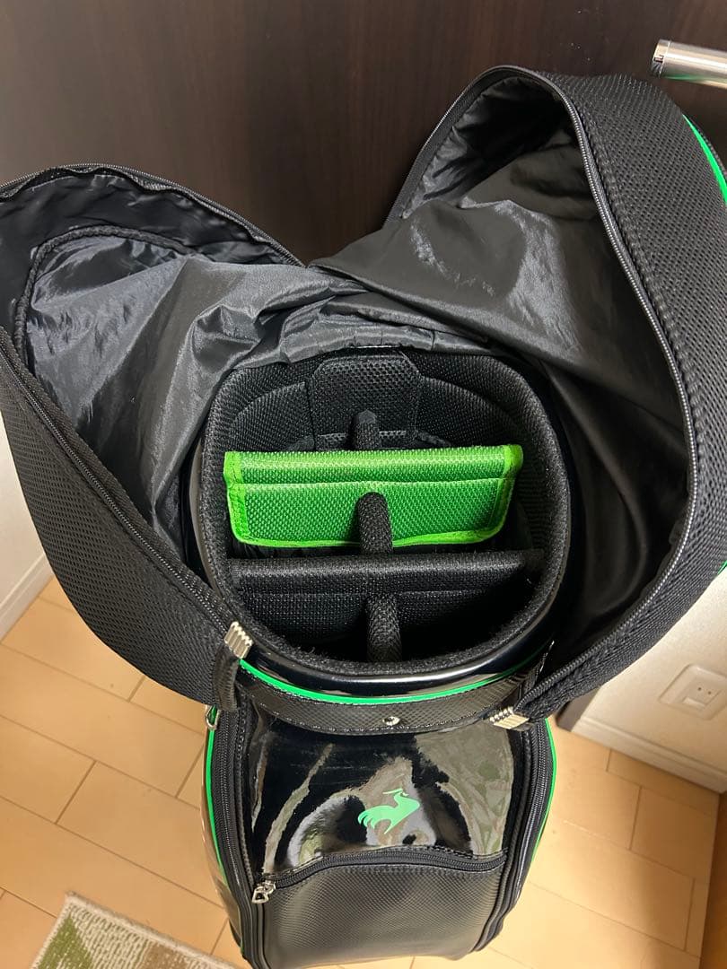 【週末特価最終日】le coq sportifキャディバッグ ブラック・グリーン