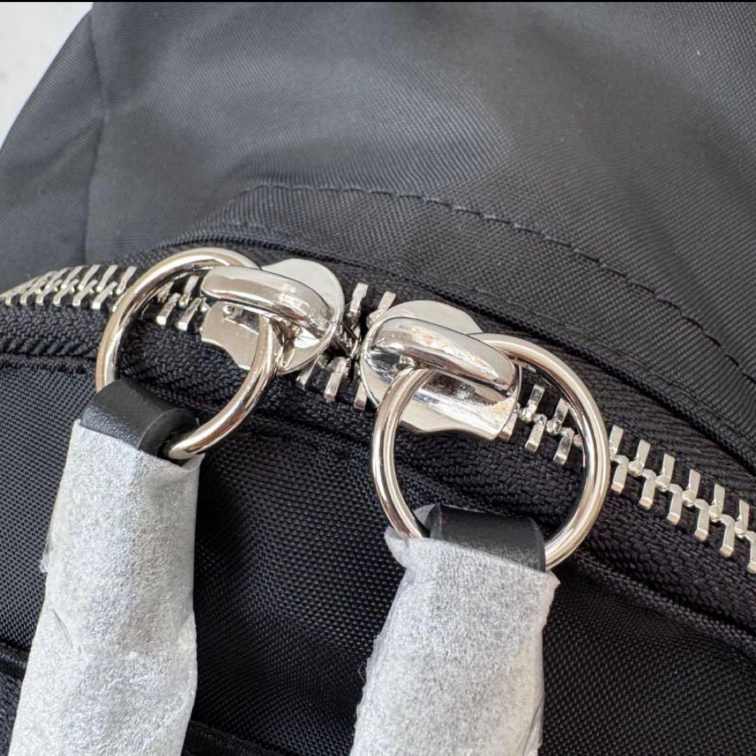 新品タグ付　MARC JACOBS ザ　バックパック　ナイロン　レザー　黒