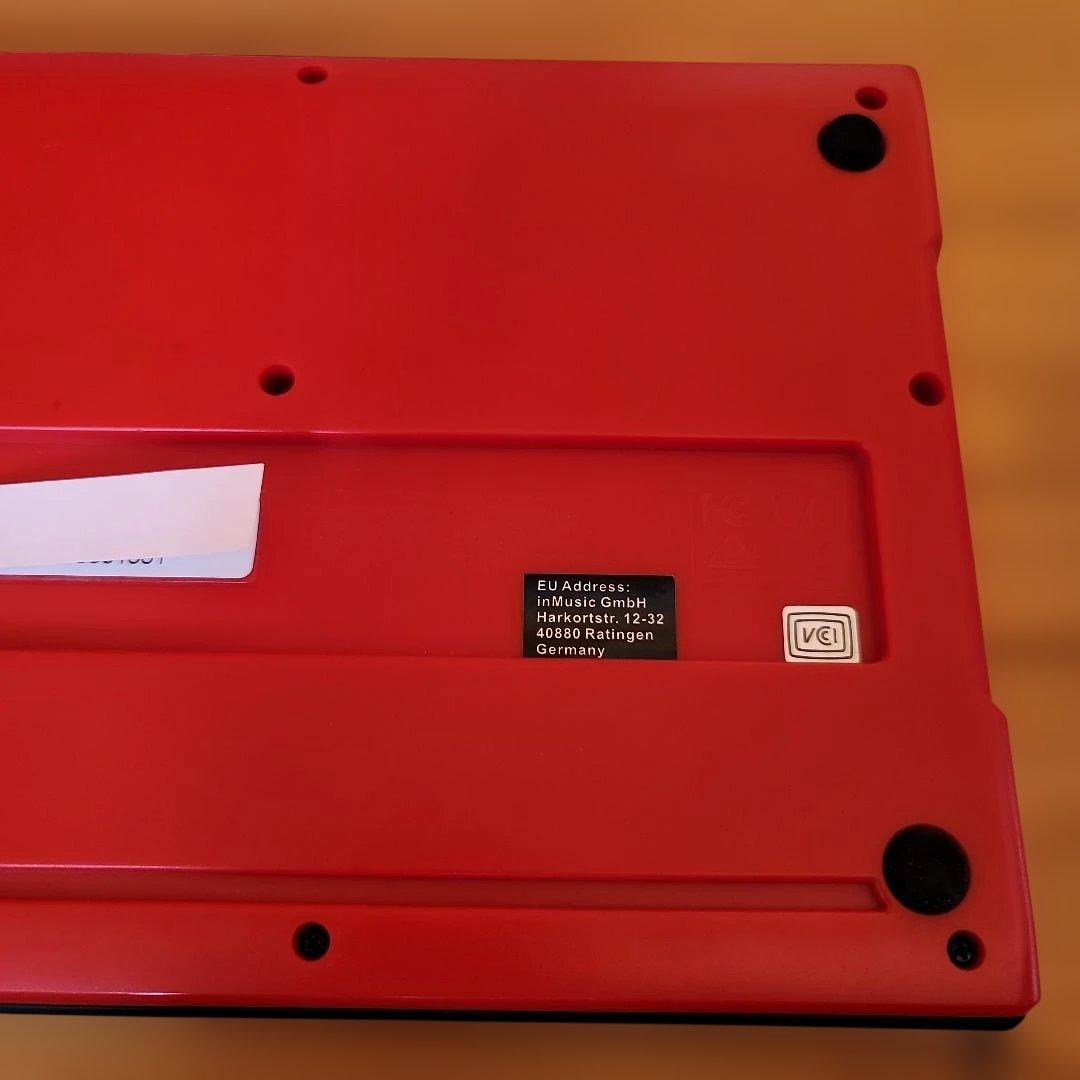 AKAI MPK mini コンパクトキーボード・パッドコントローラー