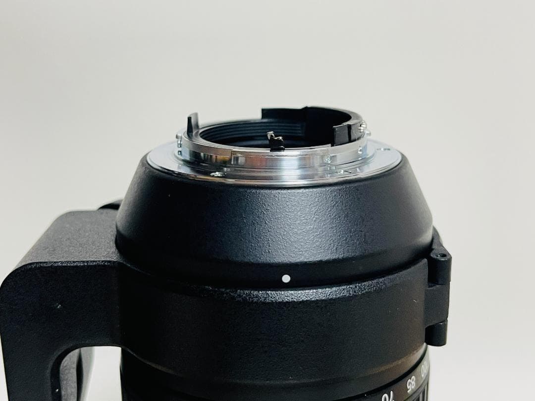 ◤ ニコン用 大三元ズーム TAMRON AF 70-200mm F2.8 Di