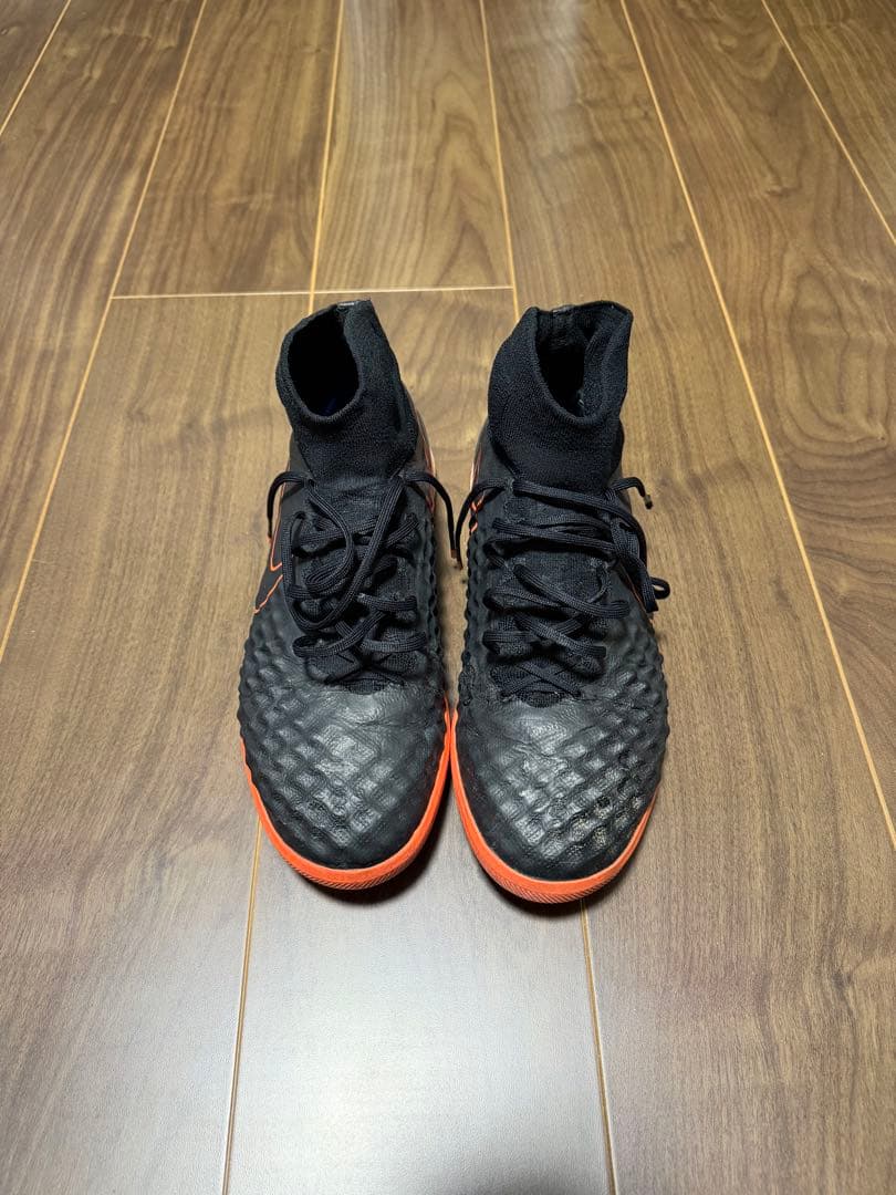 Nike マジスタオブラ　トレーニングシューズ