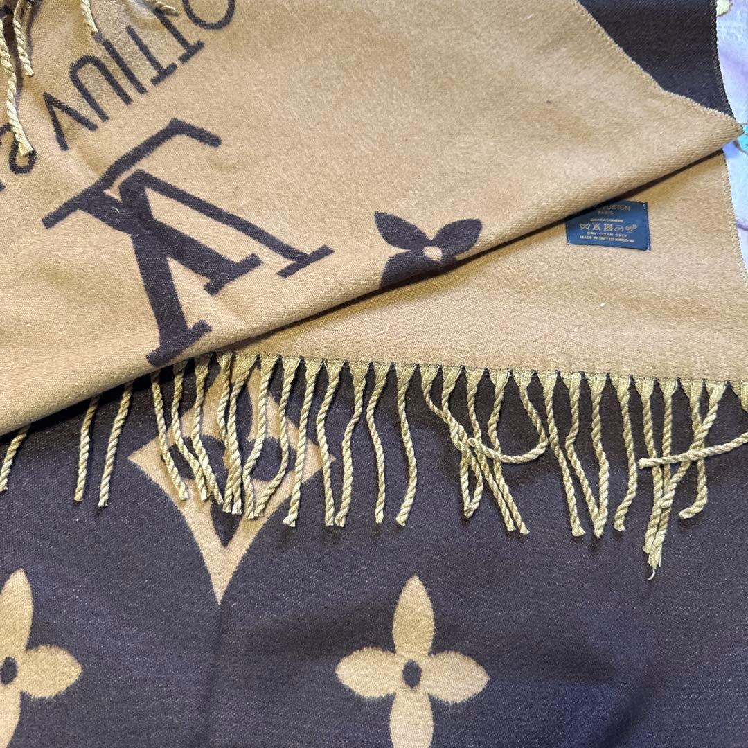 LOUIS VUITTON ブラウンマフラー フリンジ付き