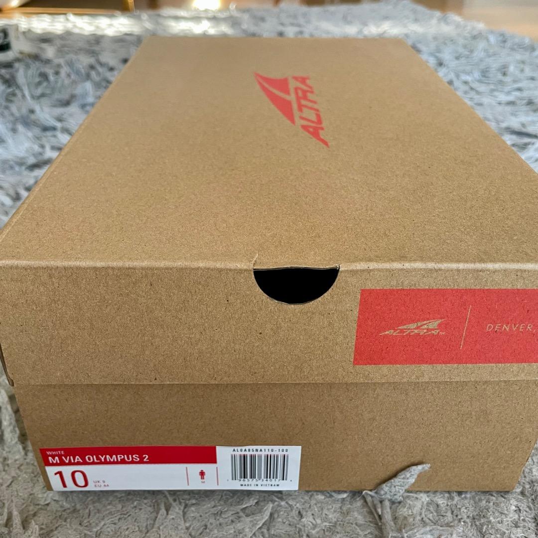 ALTRA VIA OLYMPUS 2 US10（28.0cm）箱付き