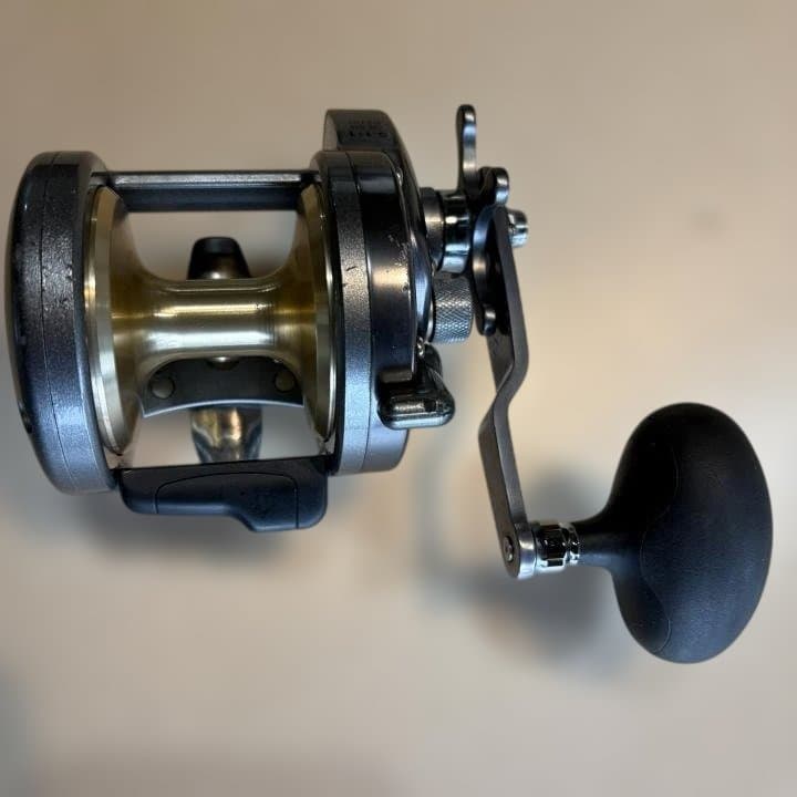 :＊＊使用わずか＊＊　OCEA JIGGER　EV　3000PG　シマノ