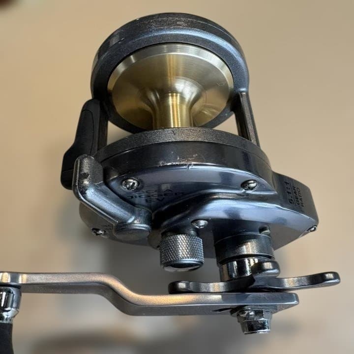 :＊＊使用わずか＊＊　OCEA JIGGER　EV　3000PG　シマノ