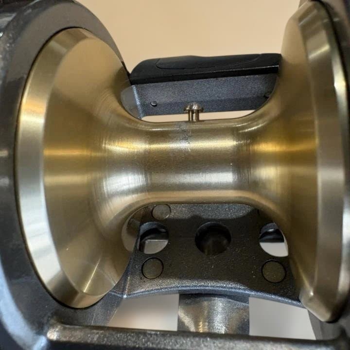 :＊＊使用わずか＊＊　OCEA JIGGER　EV　3000PG　シマノ