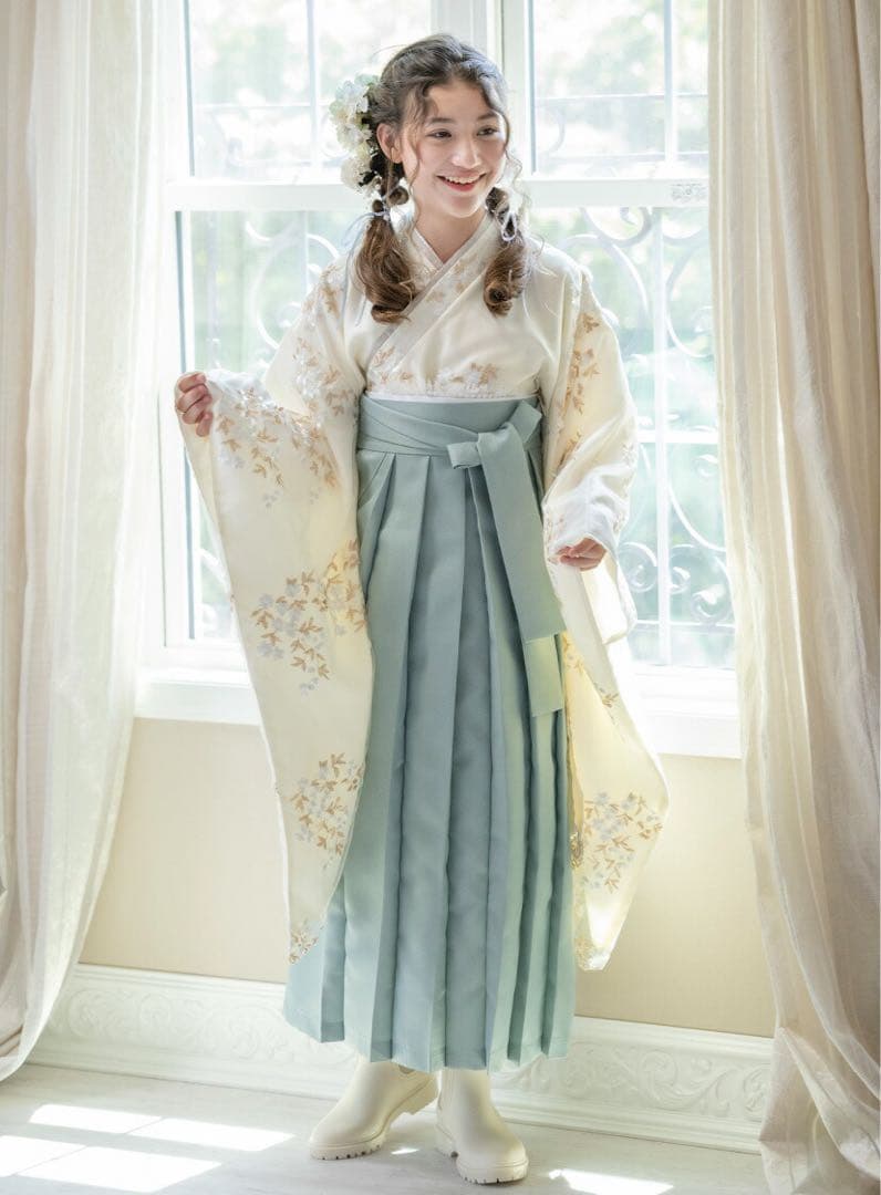 Catherine Cottage 袴　110