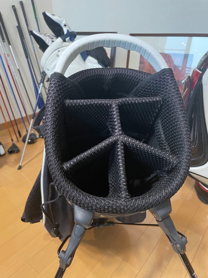 Psycho Bunny スタンド付きキャディバッグ