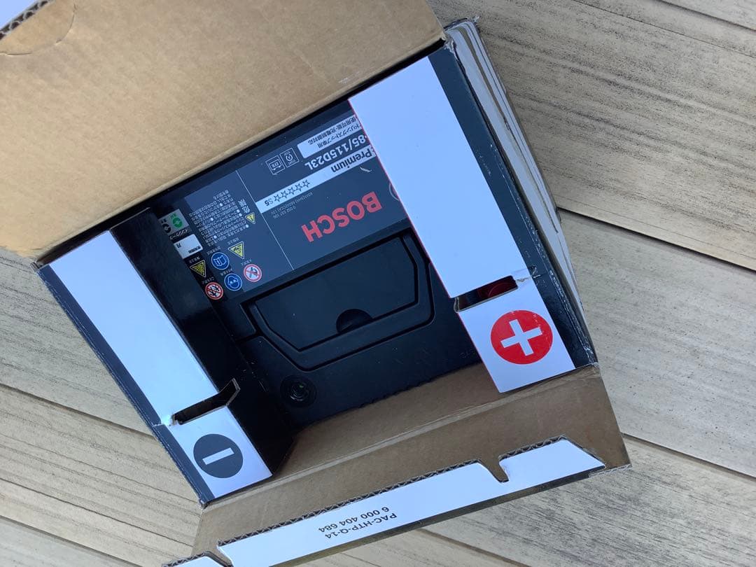 Q-85/115D23L　カーバッテリー（アイドリングストップ車対応）BOSCH