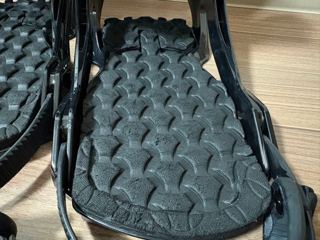 SALOMON スノーボード ビンディング RHYTHM Mサイズ