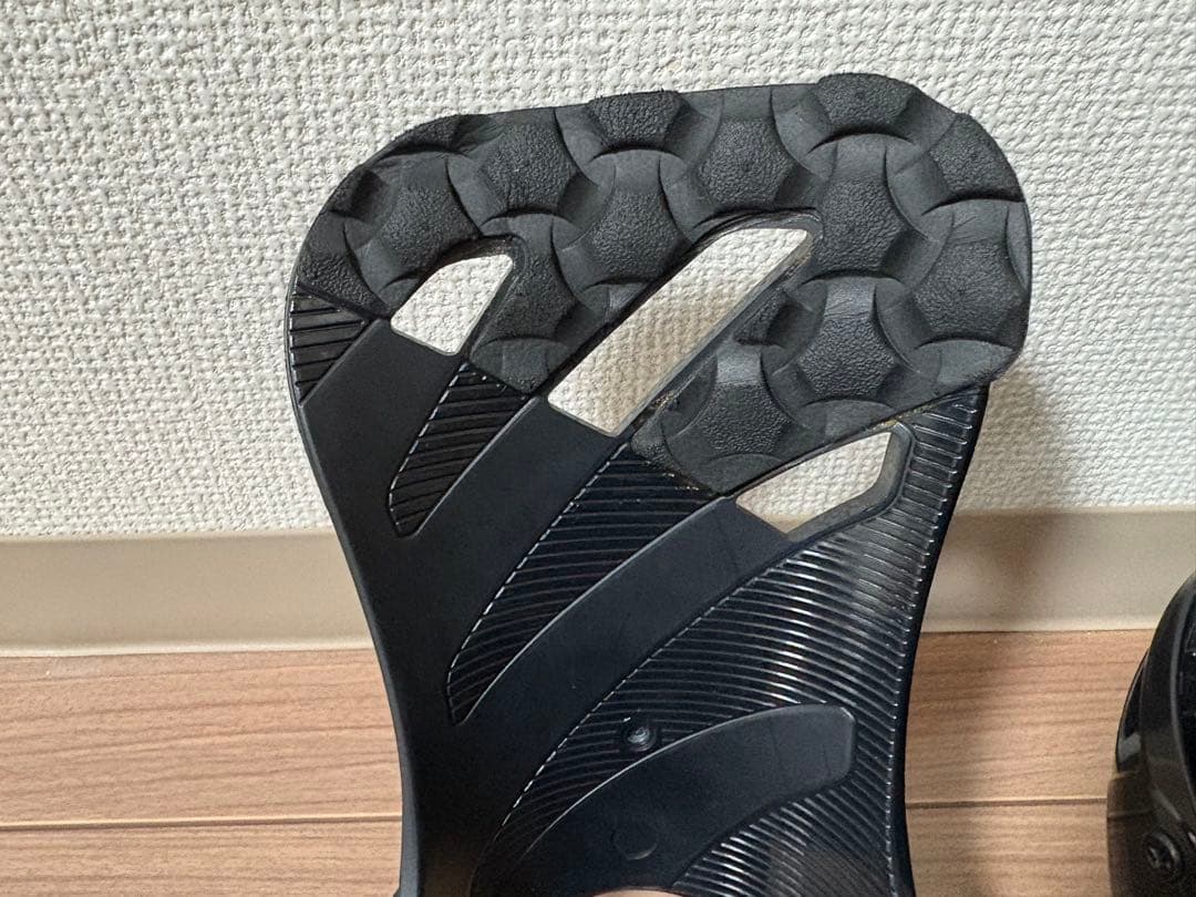 SALOMON スノーボード ビンディング RHYTHM Mサイズ