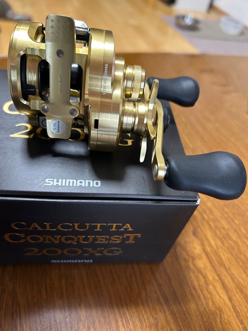 シマノ　カルカッタコンクエスト200XG