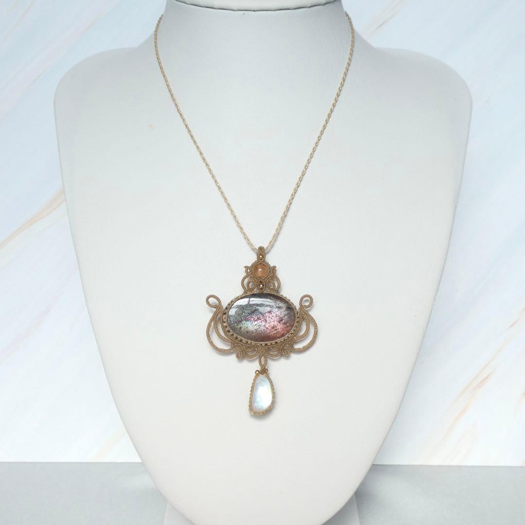 レアカラーサンストーン・レインボームーンストーンのマクラメネックレス