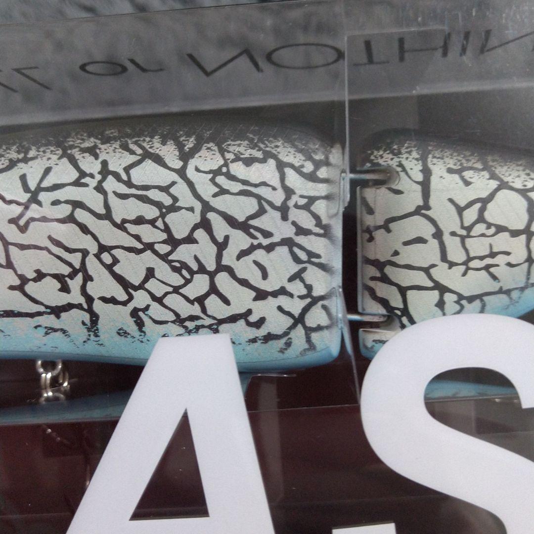 DRT × ヴィレッジドアー × デンハム限定 クラッシュナイン